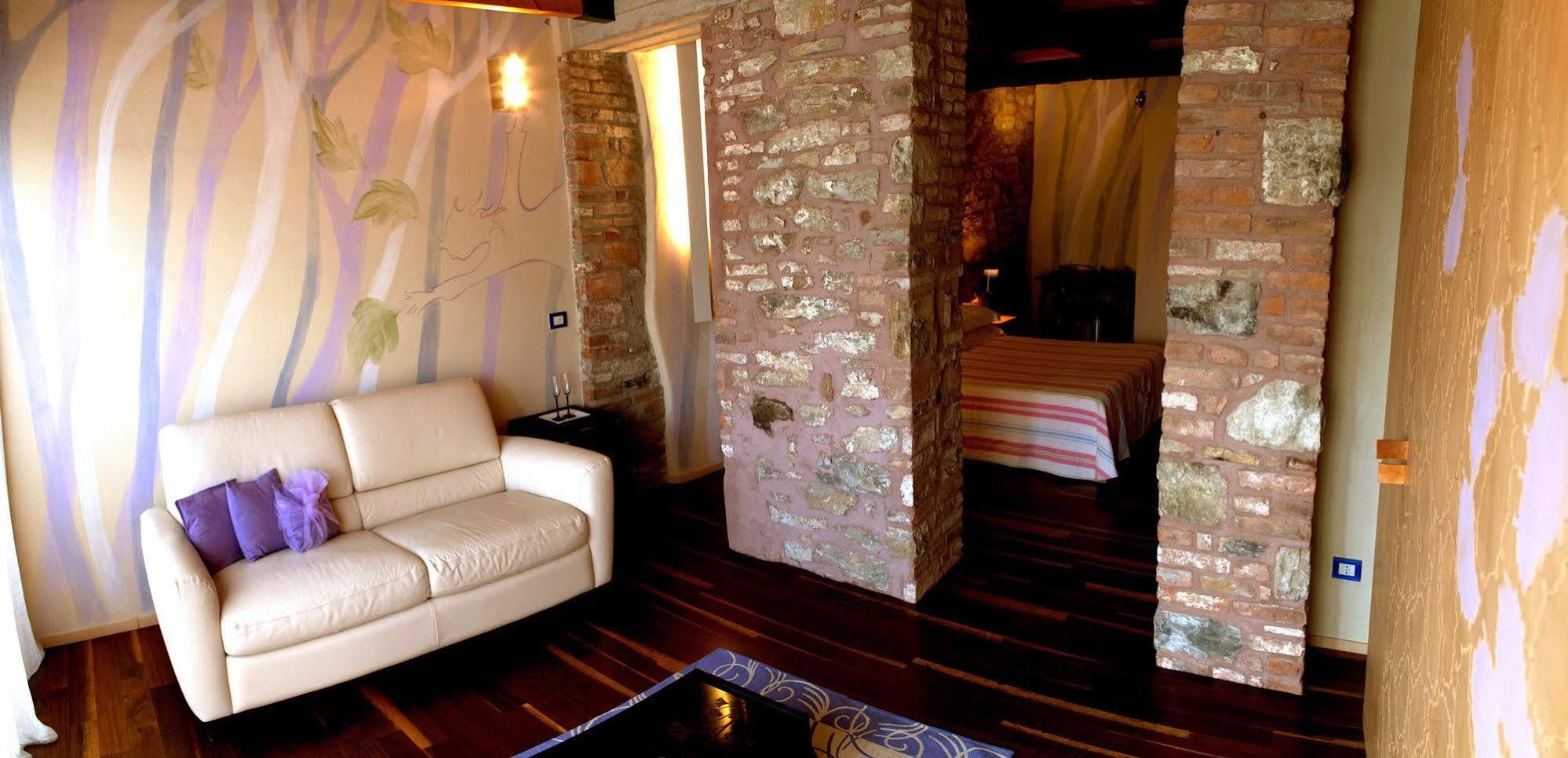 Dimora Le Nove Fate Hotel Бергамо Екстериор снимка